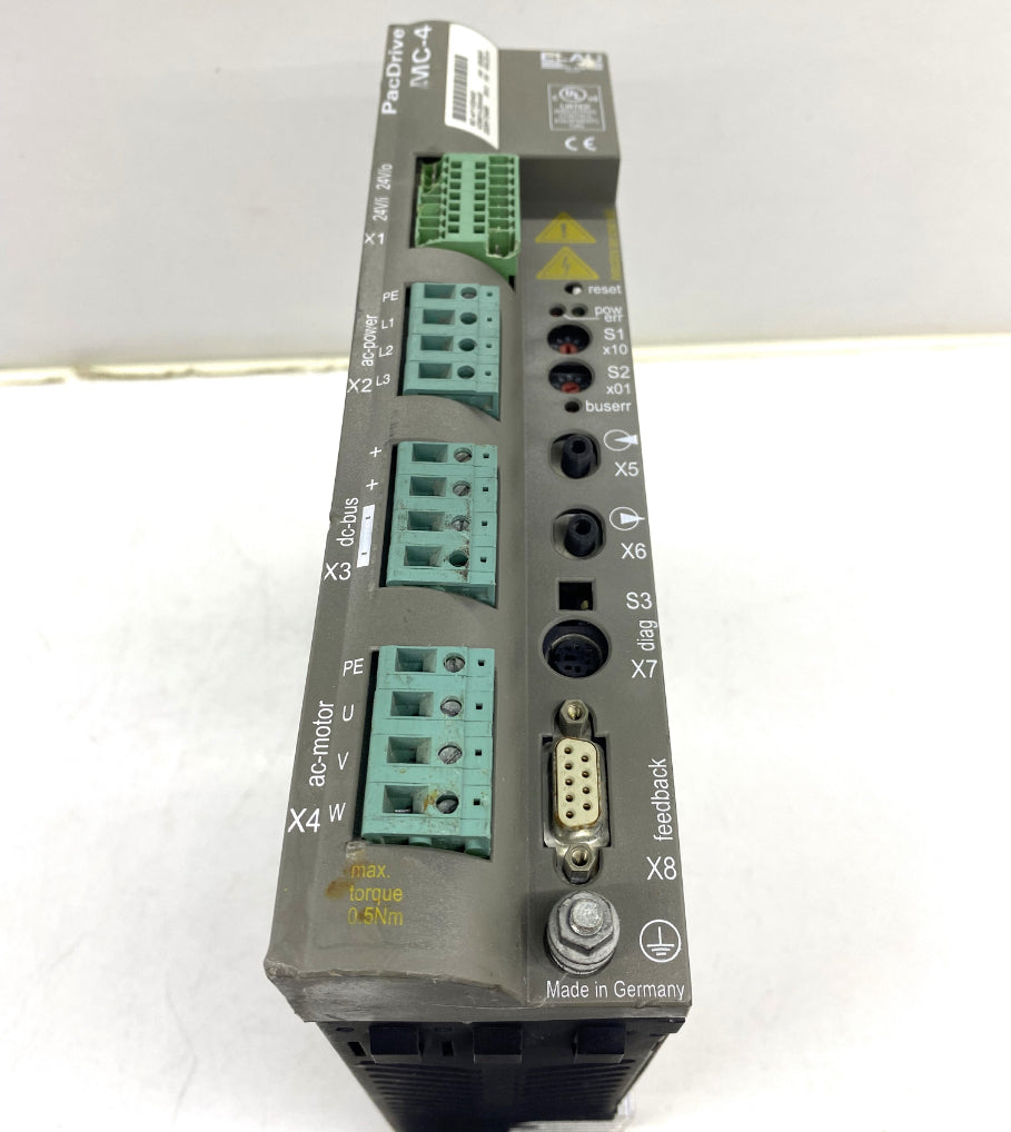 SCHNEIDER MC-4/11/03/400  VDM01U30AQ00 SERVO SÜRÜCÜ