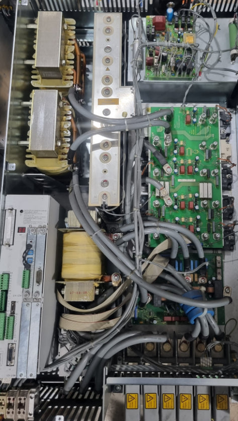 INDRAMAT DKR04.1-W400N-BE79-01-FW SERVO SÜRÜCÜ