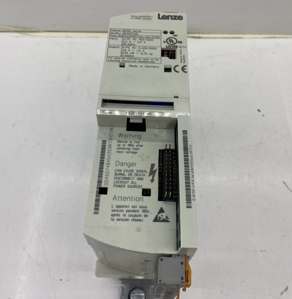LENZE E82EV551-4B SÜRÜCÜ