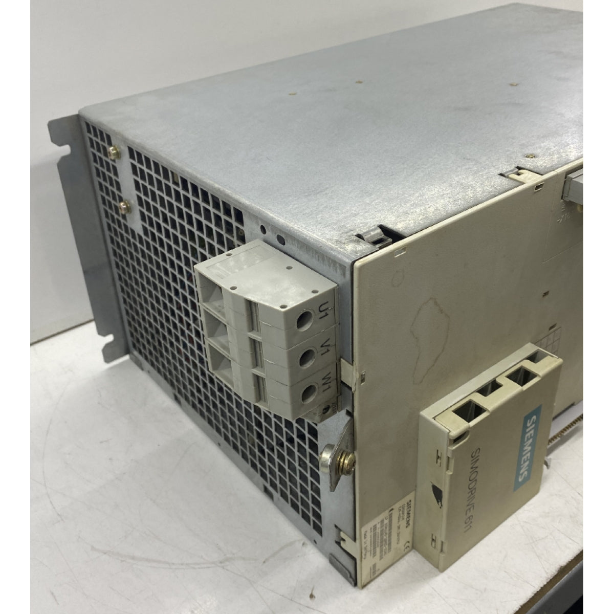 Siemens 6SN1145-1BA02-0CA0 Sürücü Modülü