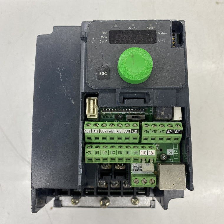 Schneider ATV320U15M2C Sürücü 1.5Kw 220V