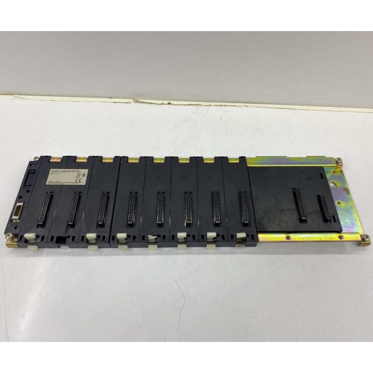 Omron C200HW-BC081 Rack - Backplane