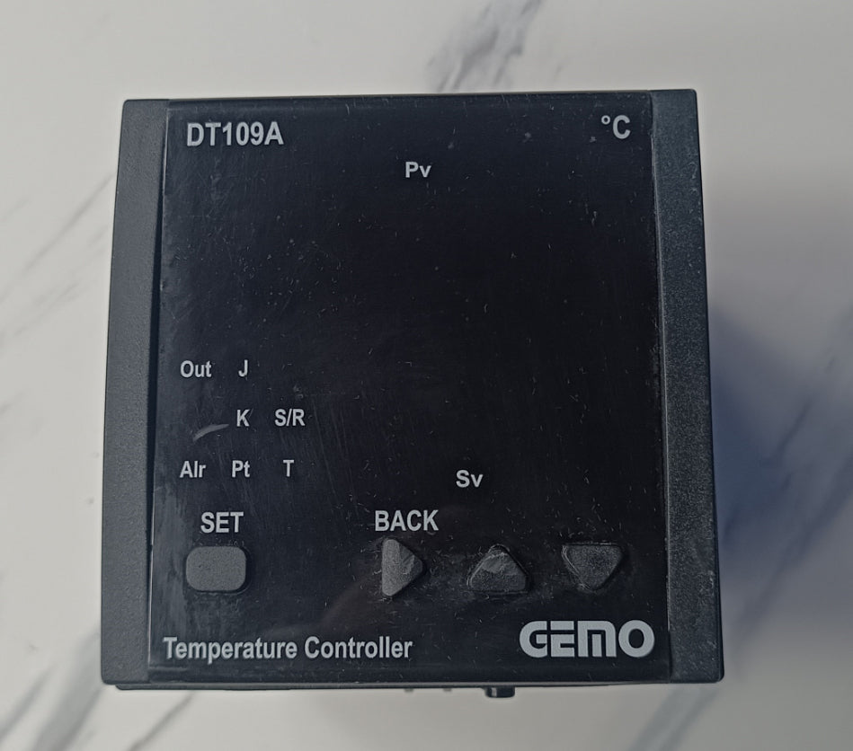 Gemo DT109A-230VAC-R Temperature Relay