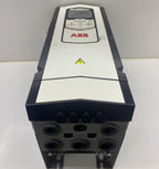 Abb ACS880-01-12A6-3 Sürücü 380W 8.9KVA