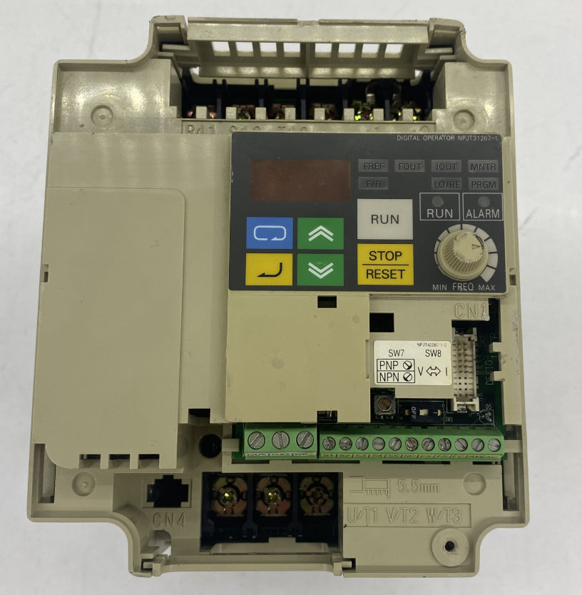 Omron 3G3JV-AB007 Sürücü 240V 1.9KwA