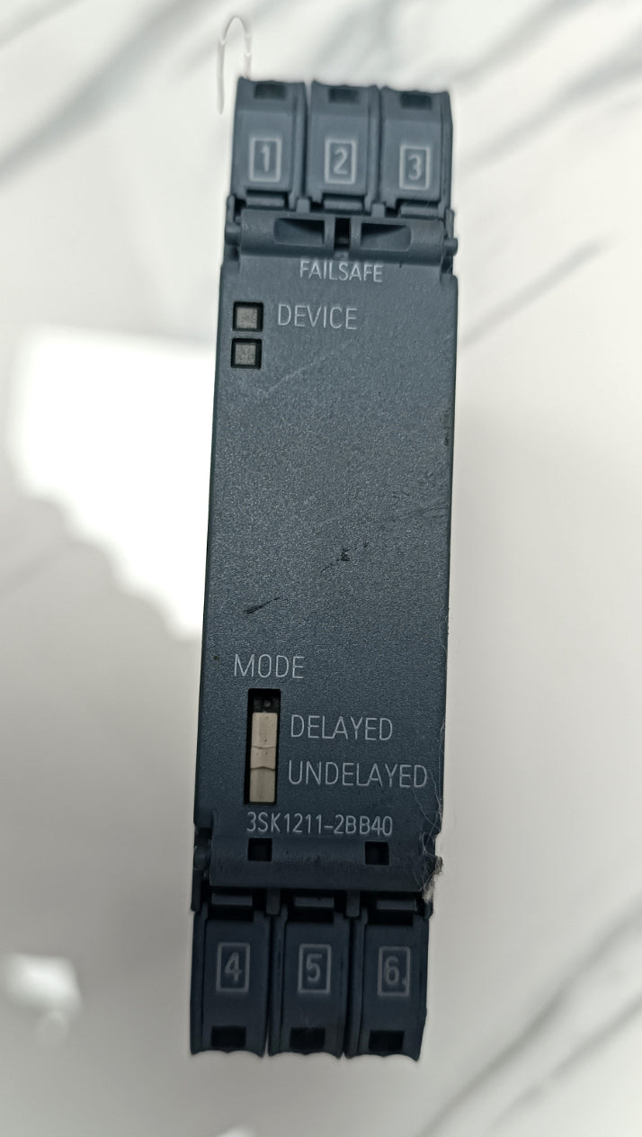 Siemens 3SK1211-2BB40 Güvenlik Rölesi