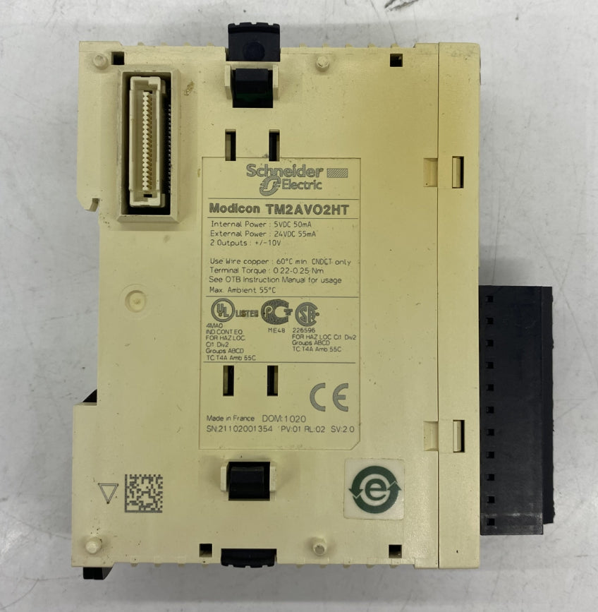 Schneider TM2AVO2HT Analog Çıkış Modülü