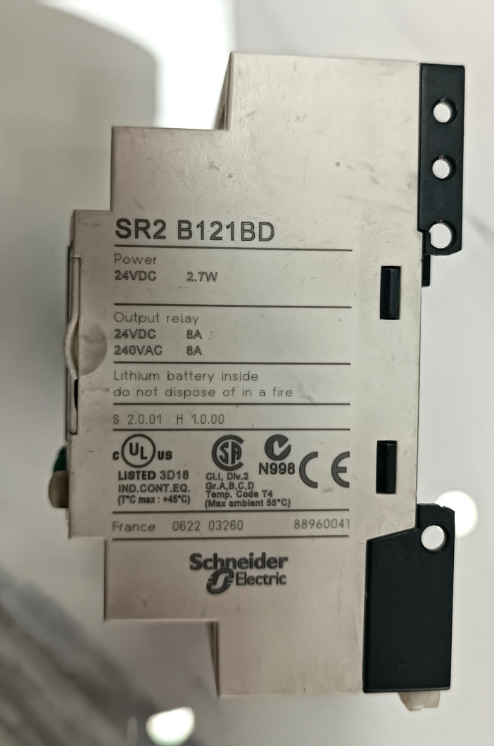 Schneider Zelio Logic 12 I/O Akıllı Röle - 24VDC Ekranlı