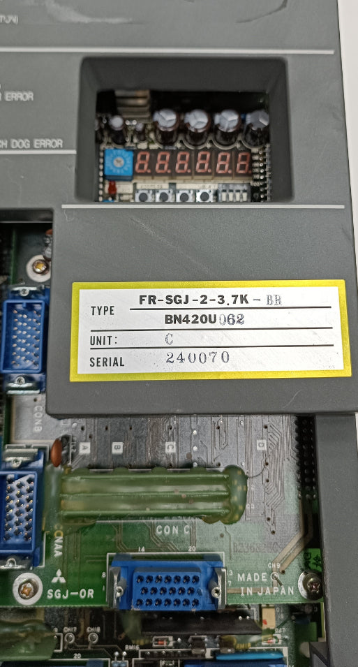 Mitsubishi FR-SGJ 3.7kW Spindle Sürücü ve Fren Ünitesi