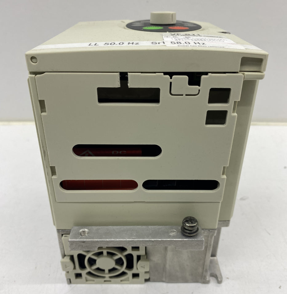 Toshiba VFS11 0.75kW 3 Fazlı AC Motor Sürücü - IP54