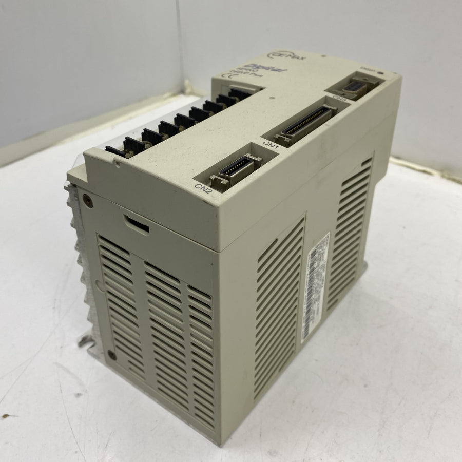 Yaskawa CSDJ 100W Servo Sürücü - CSDJ Serisi