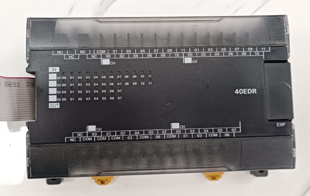 Omron CP1E-N40 Serisi 24 Giriş / 16 Röle PLC Ünitesi