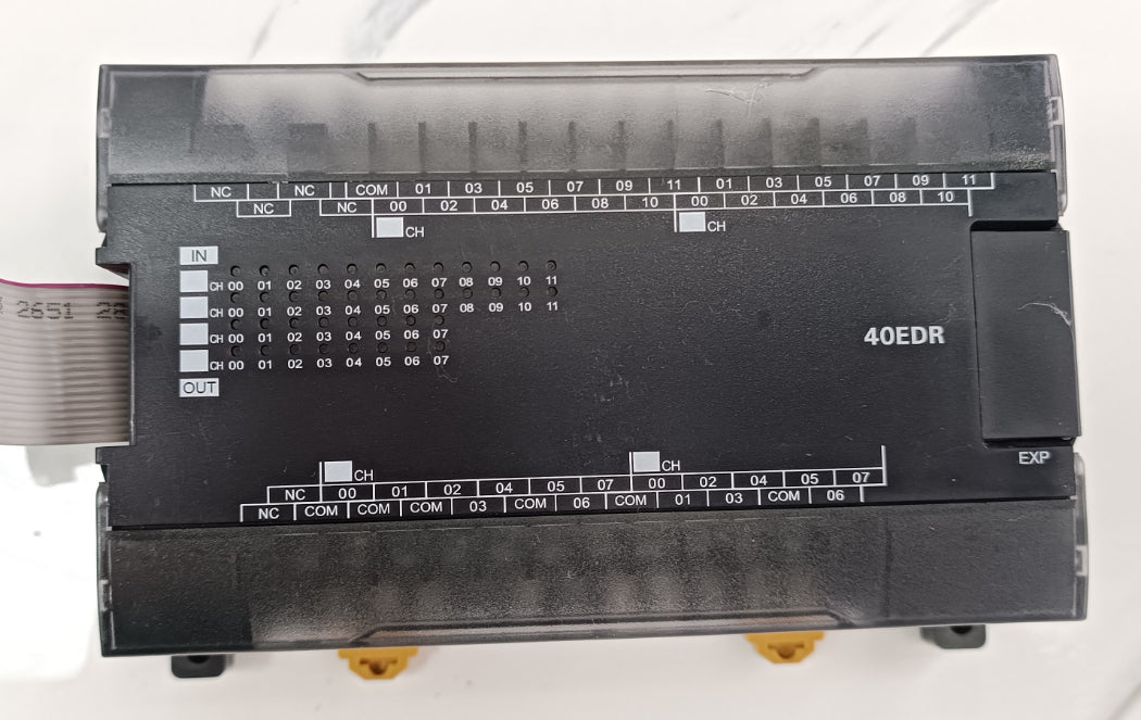 Omron CP1E-N40 Serisi 24 Giriş / 16 Röle PLC Ünitesi