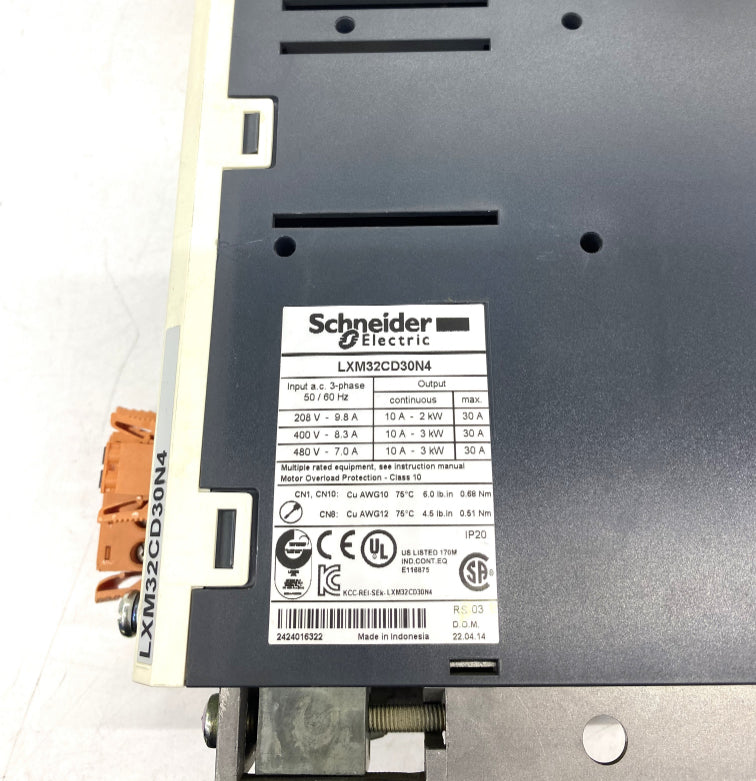 Schneider LXM32CD30N4 Servo Sürücü