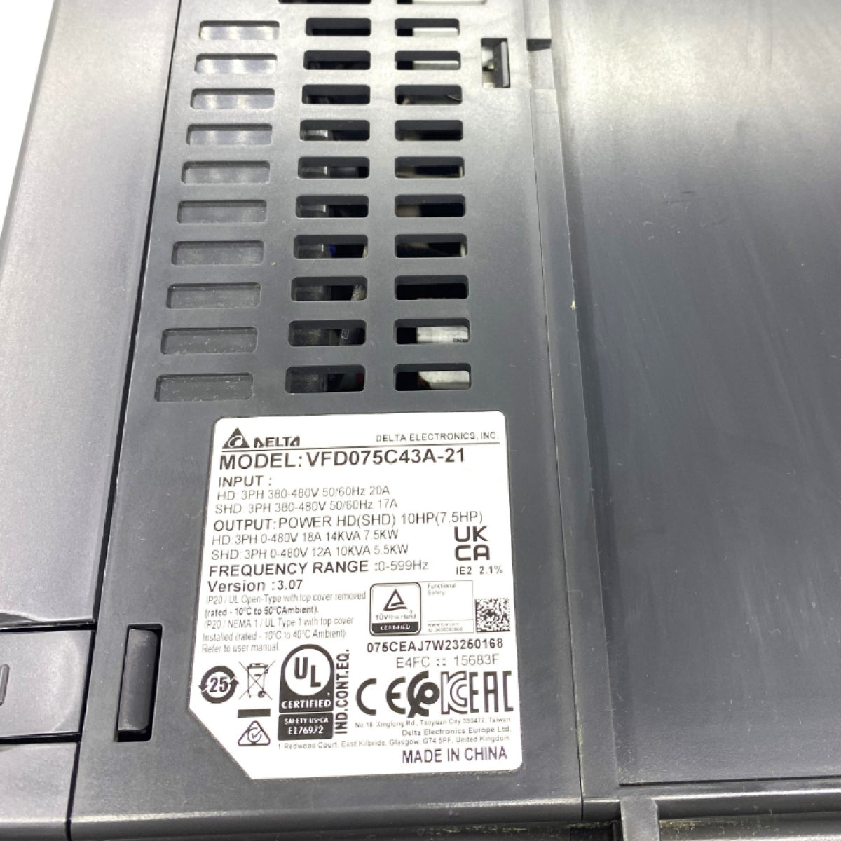 Delta VFD007C43A-21 AC Sürücü İnverter 380V 0,40KW