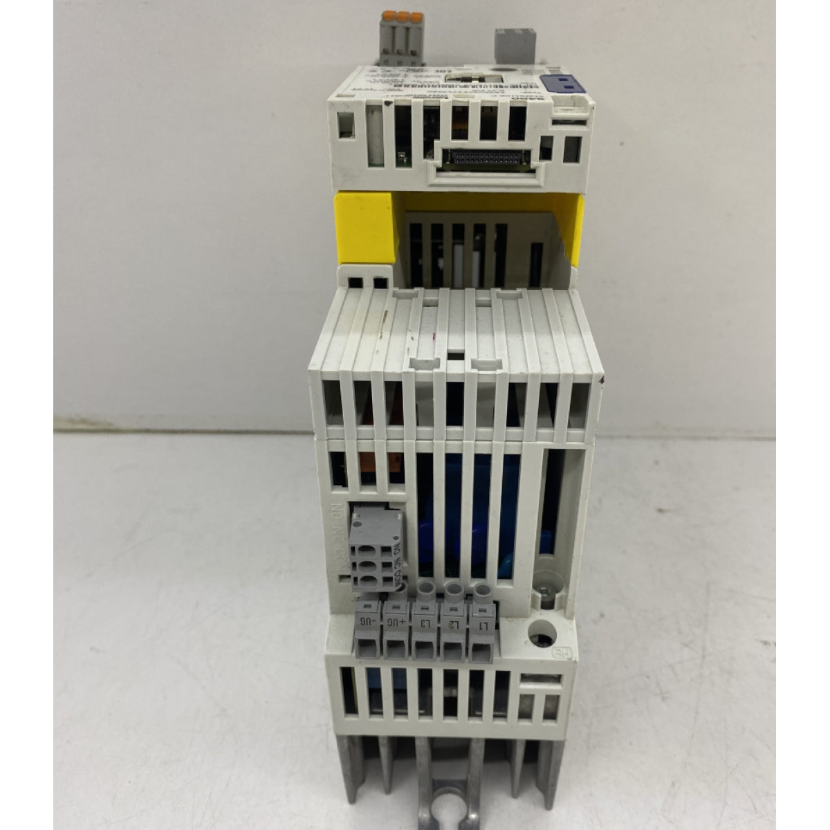 Lenze E84AVSCE3714SB0 AC Sürücü Inverter 380V 0.37KW